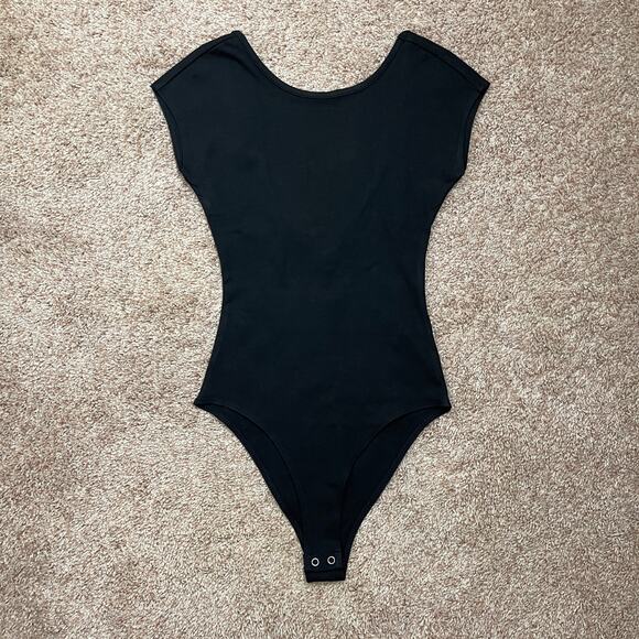 Forever 21 Low Scoop Back Short Sleeve Bodysuit Balletcore Romantic Black NWT XS - Picture 12 of 16